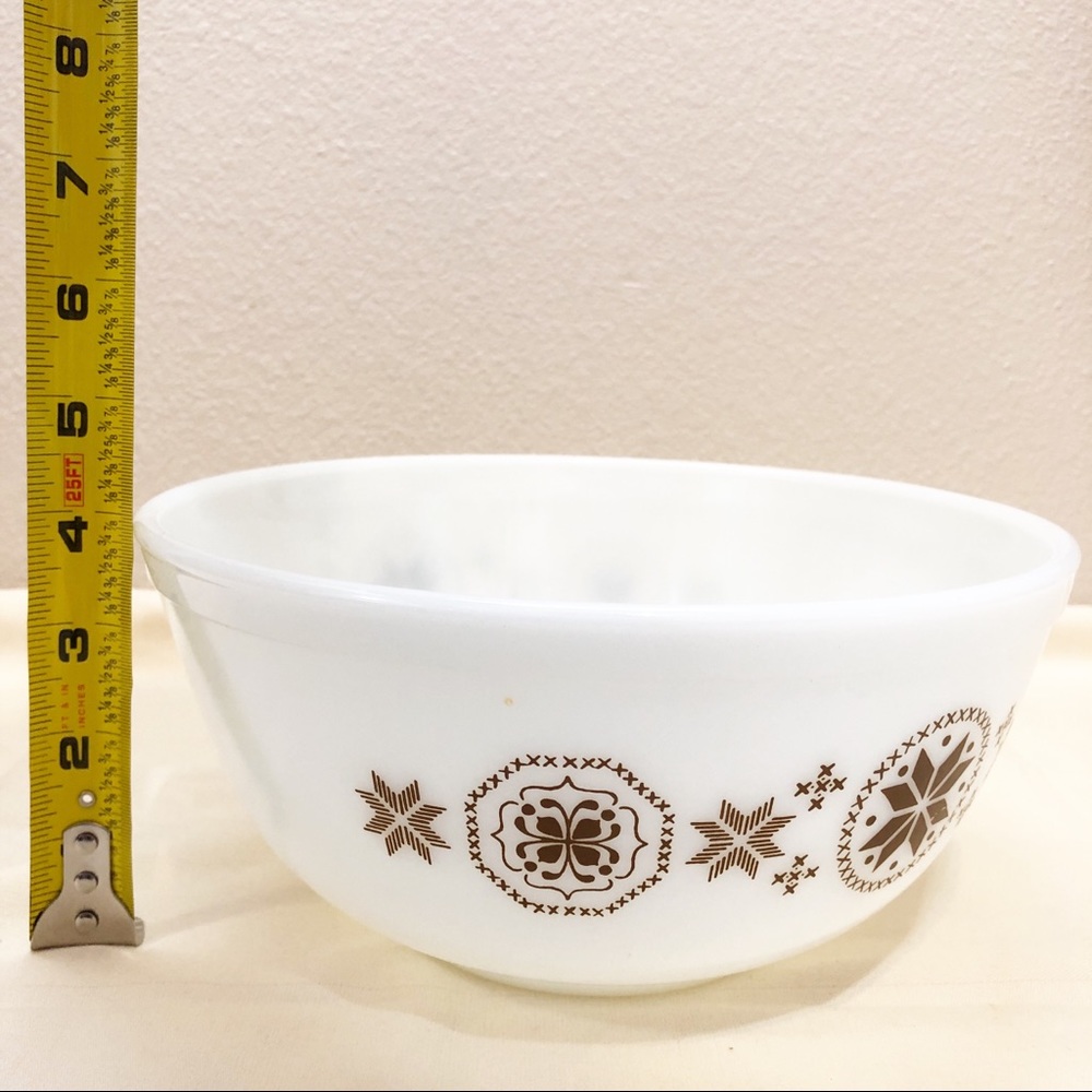 Vintage Pyrex 2 1/2 Quarts Ovenware Bowl - Picture 6 of 7